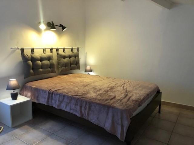 Ferienwohnung Le Petit Saint Clair Trigance Exterior foto