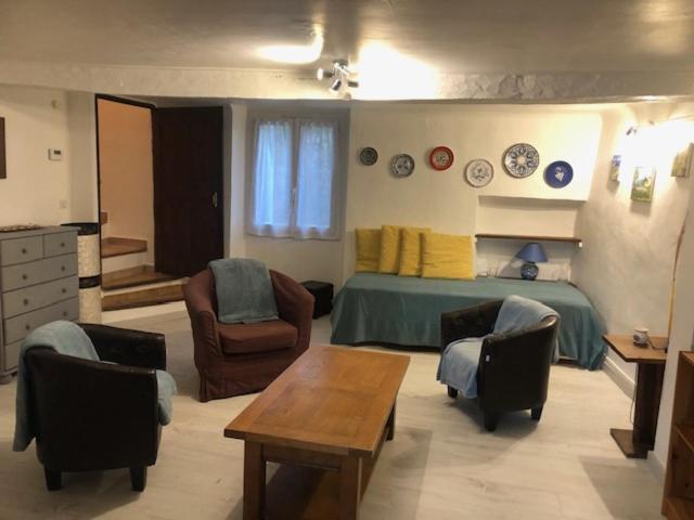 Ferienwohnung Le Petit Saint Clair Trigance Exterior foto